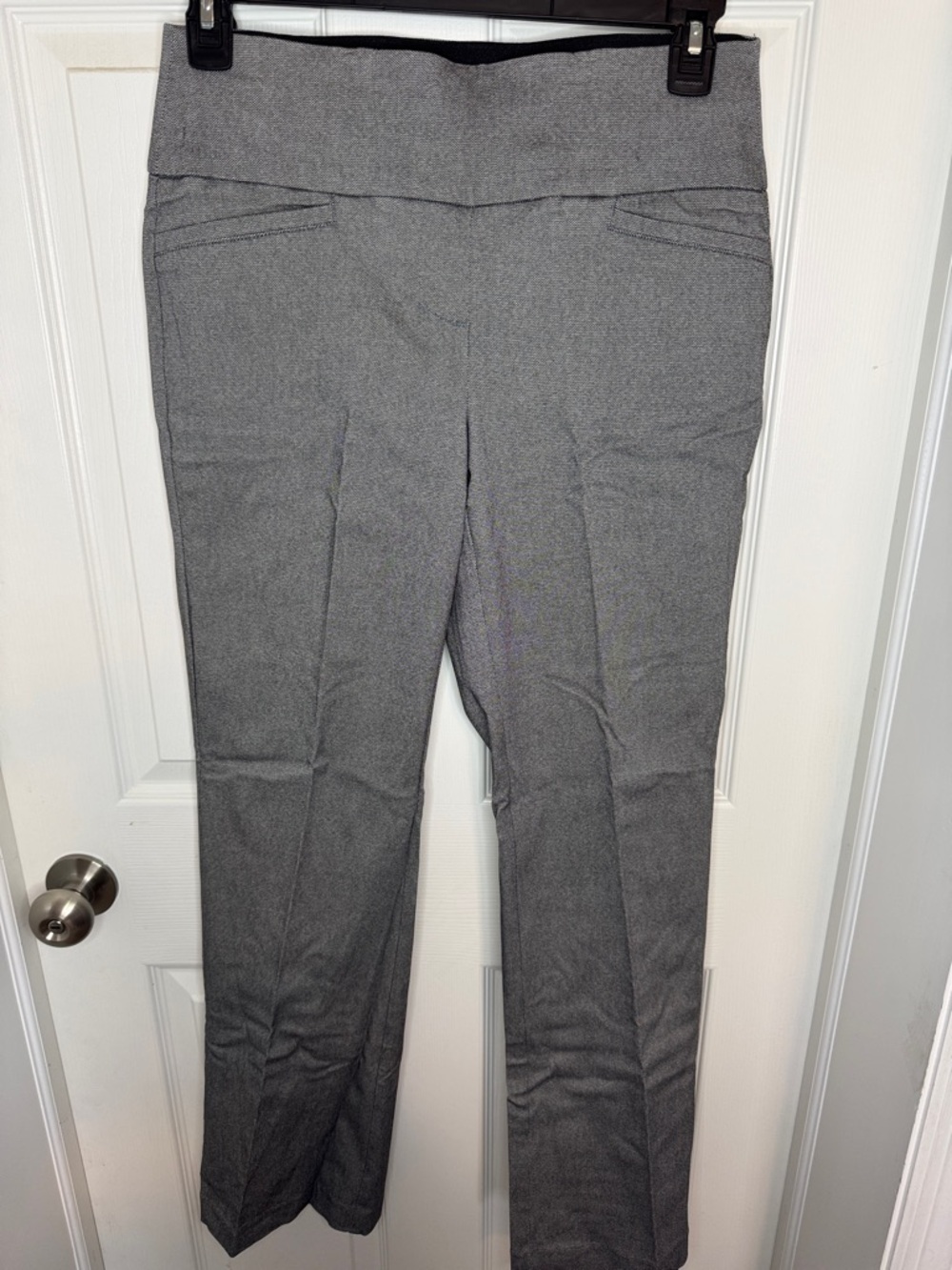EUC Apt. 9 Women's Gray Pull-On Dress Trousers